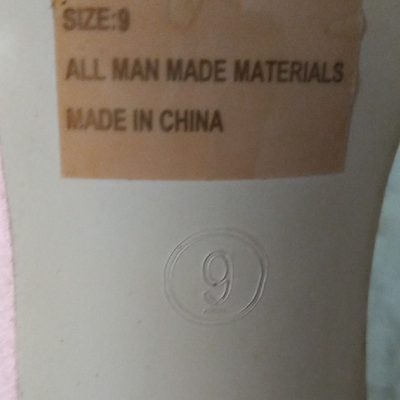 Breckelles Pink Heels Size 9 - Picture 7 of 8